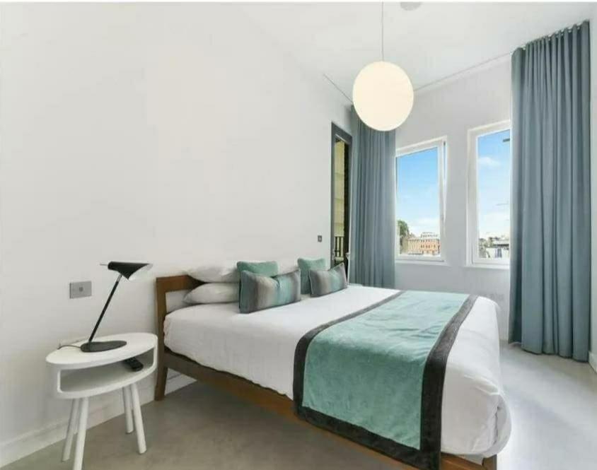 Designer Flat In The Heart Of Bridge Apartamento Londres